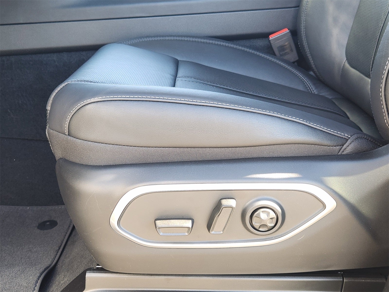 2025 Jeep Wagoneer WAGONEER LIMITED 4X4