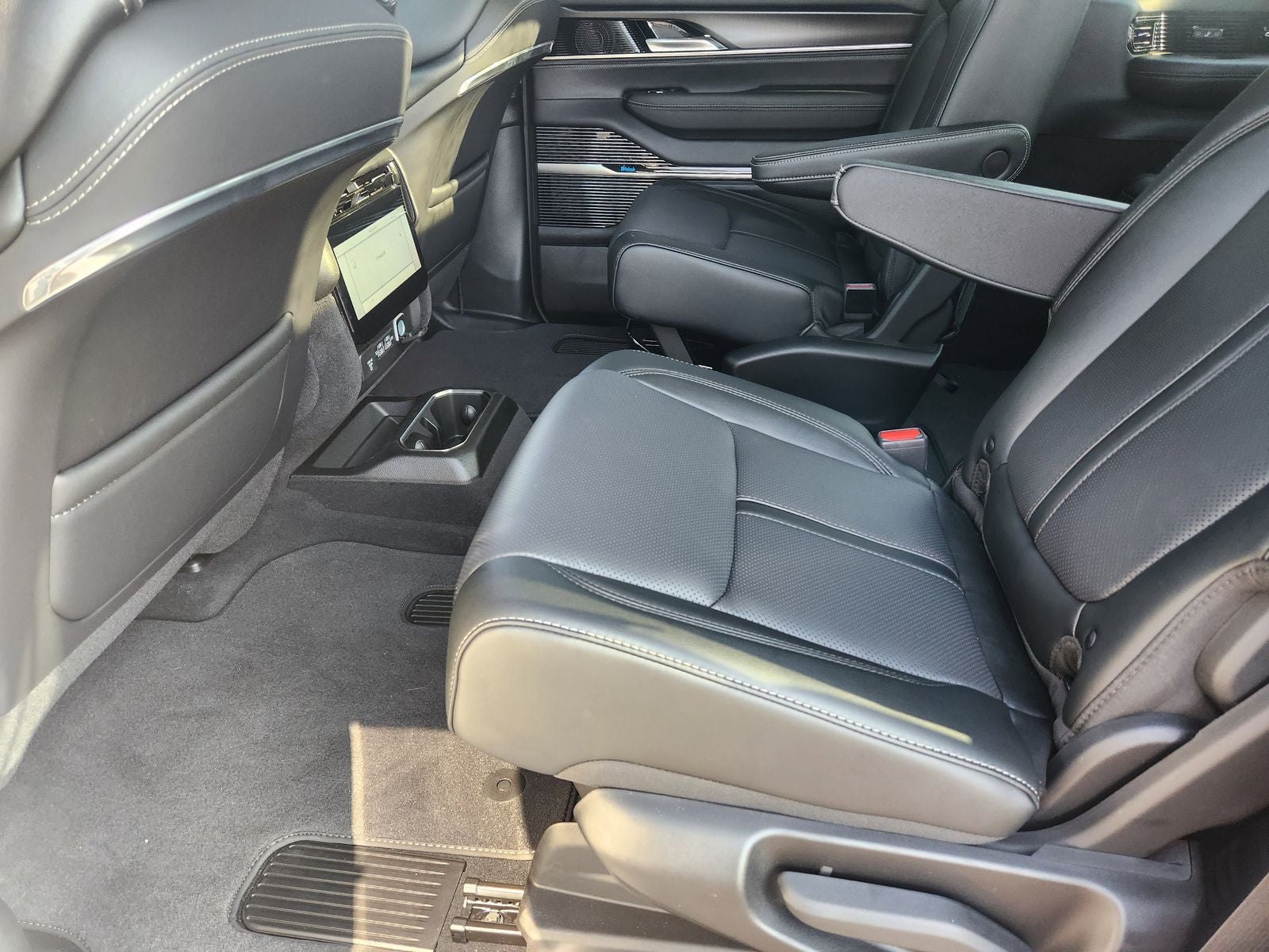 2026 Jeep Grand Wagoneer GRAND WAGONEER SUMMIT OBSIDIAN 4X4