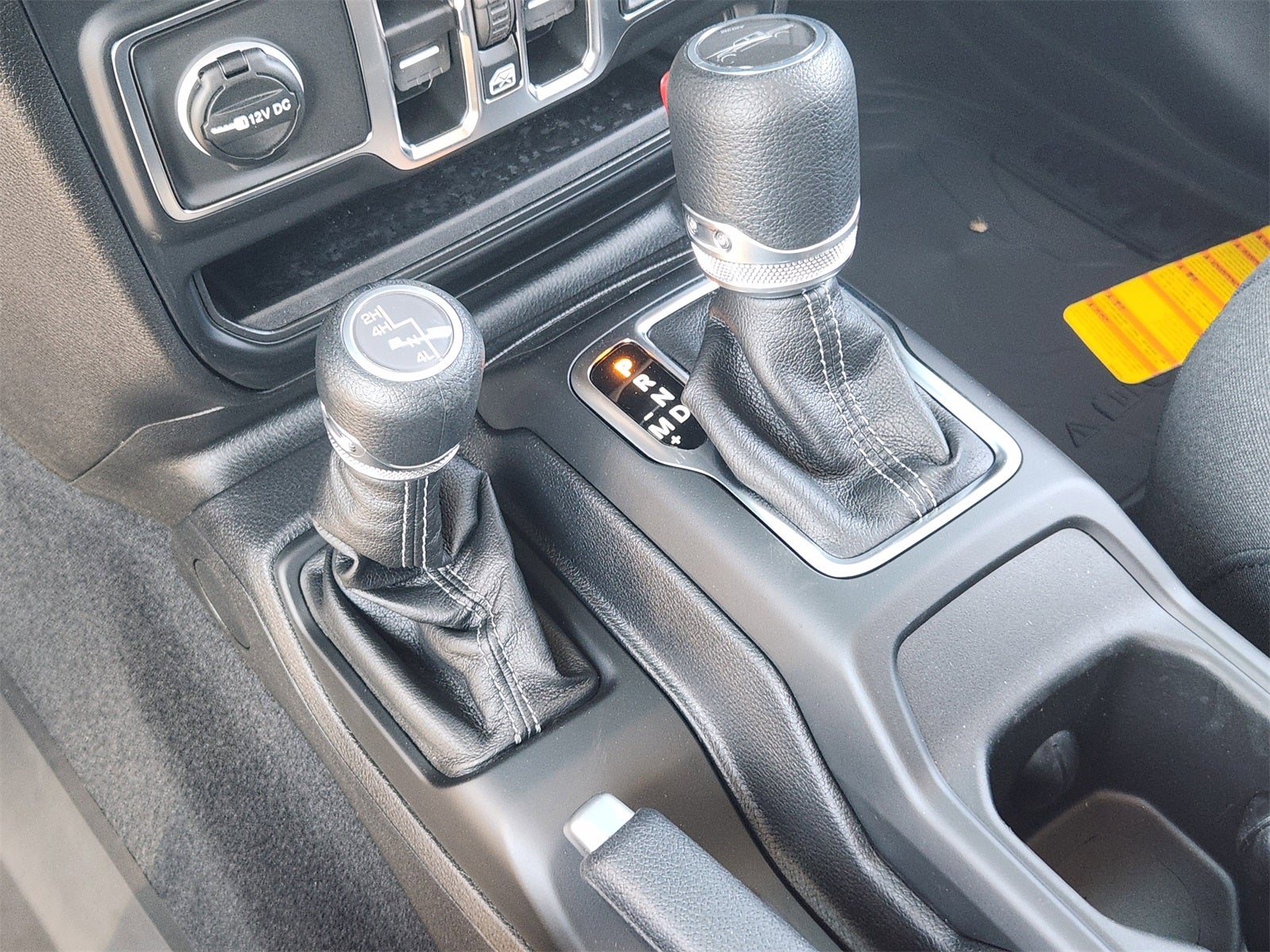 2025 Jeep Gladiator GLADIATOR SPORT S 4X4