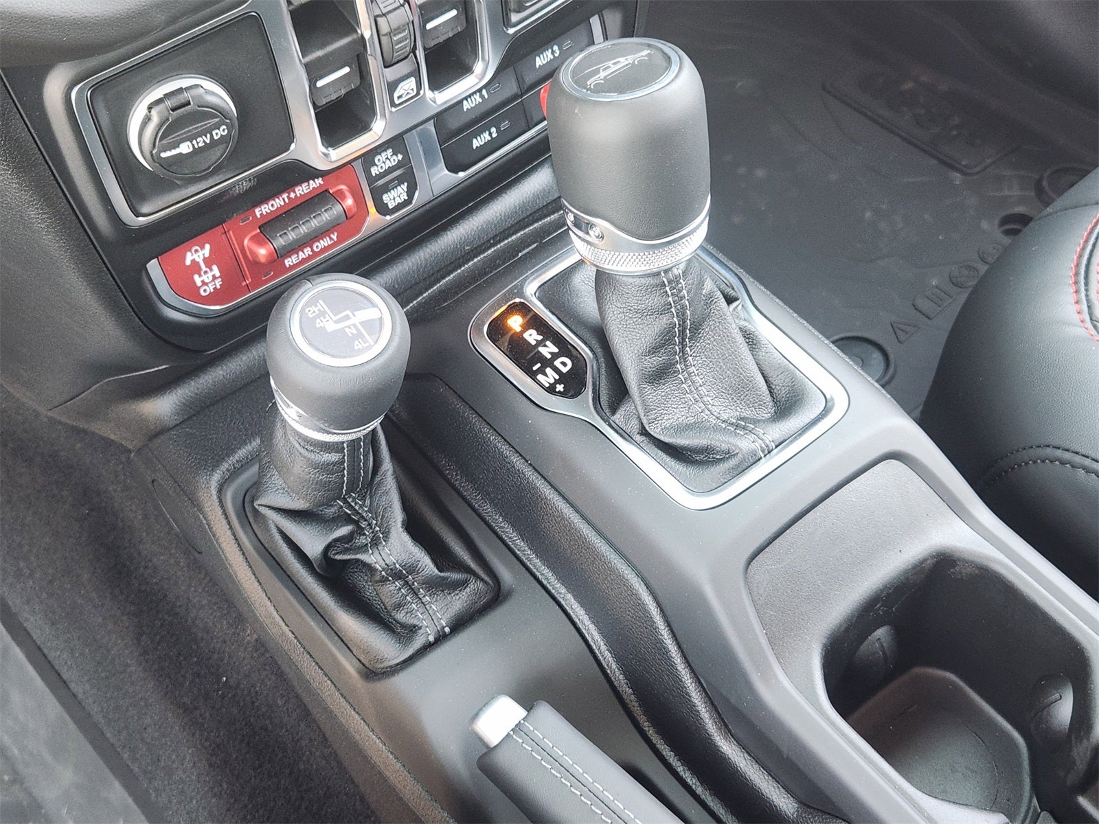 2025 Jeep Gladiator GLADIATOR RUBICON 4X4