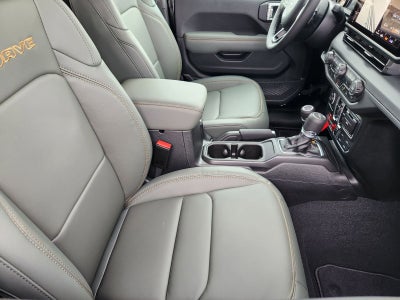 2026 Jeep Gladiator GLADIATOR MOJAVE X 4X4