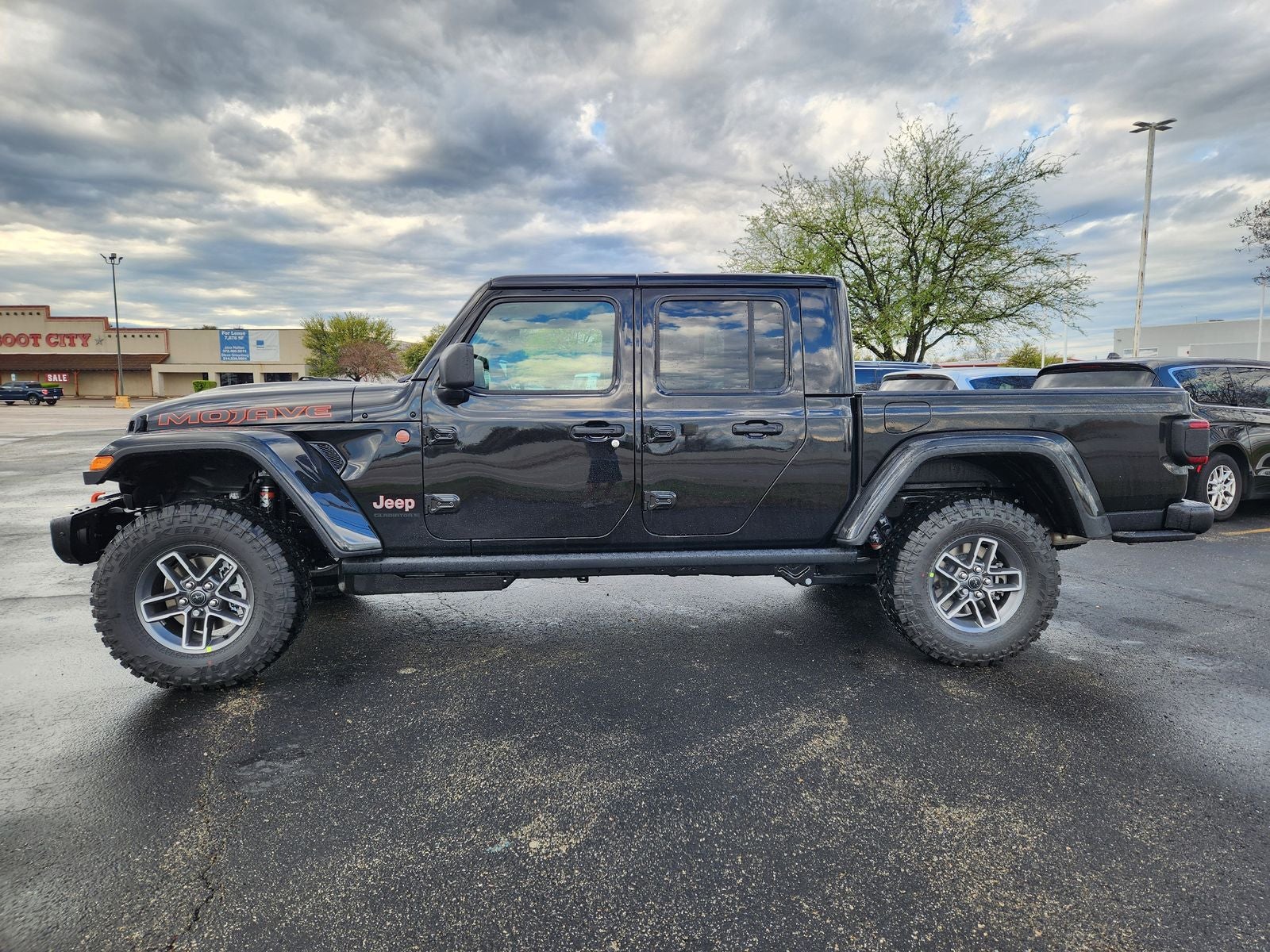 2026 Jeep Gladiator GLADIATOR MOJAVE 4X4