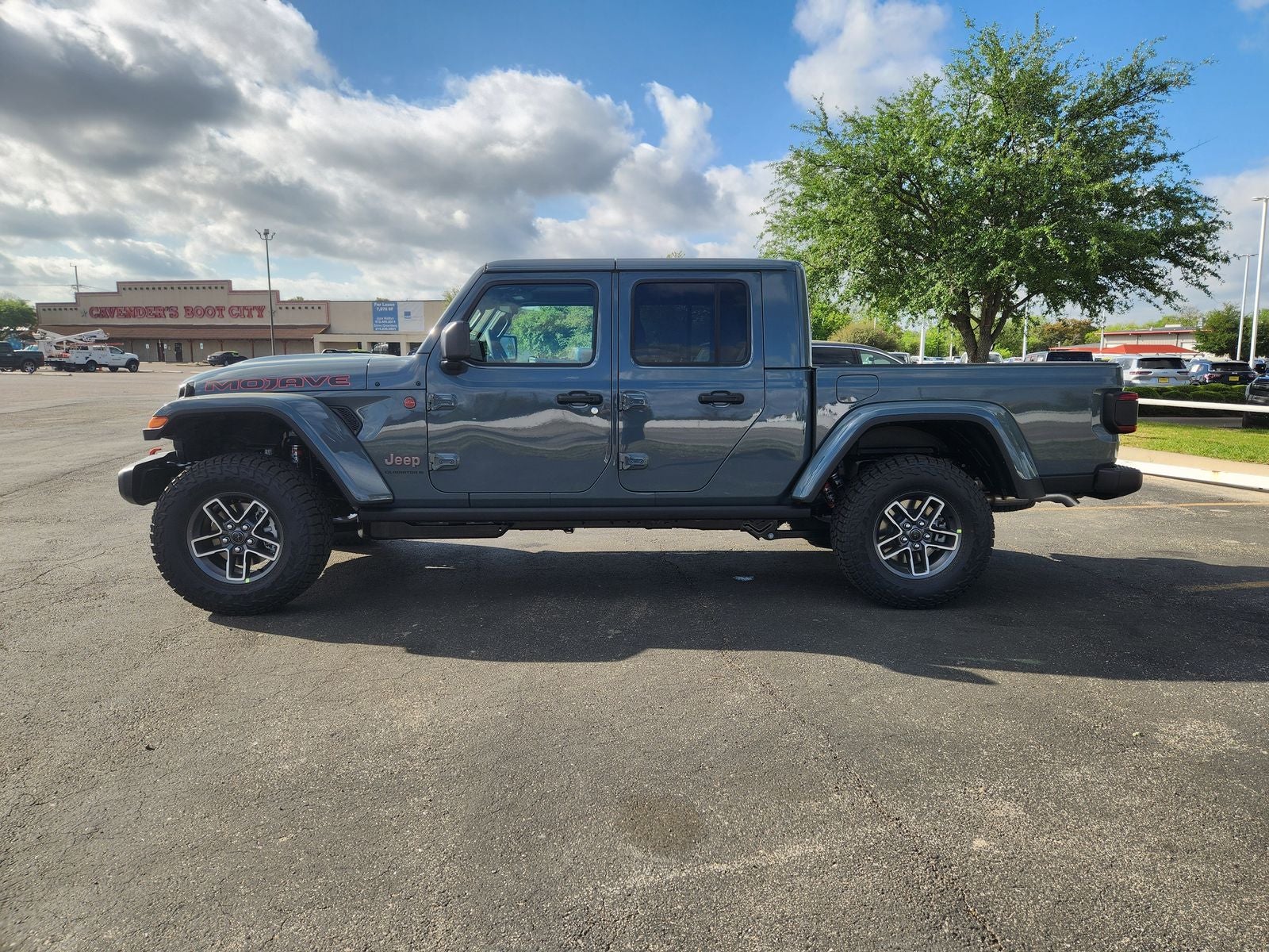 2026 Jeep Gladiator GLADIATOR MOJAVE 4X4