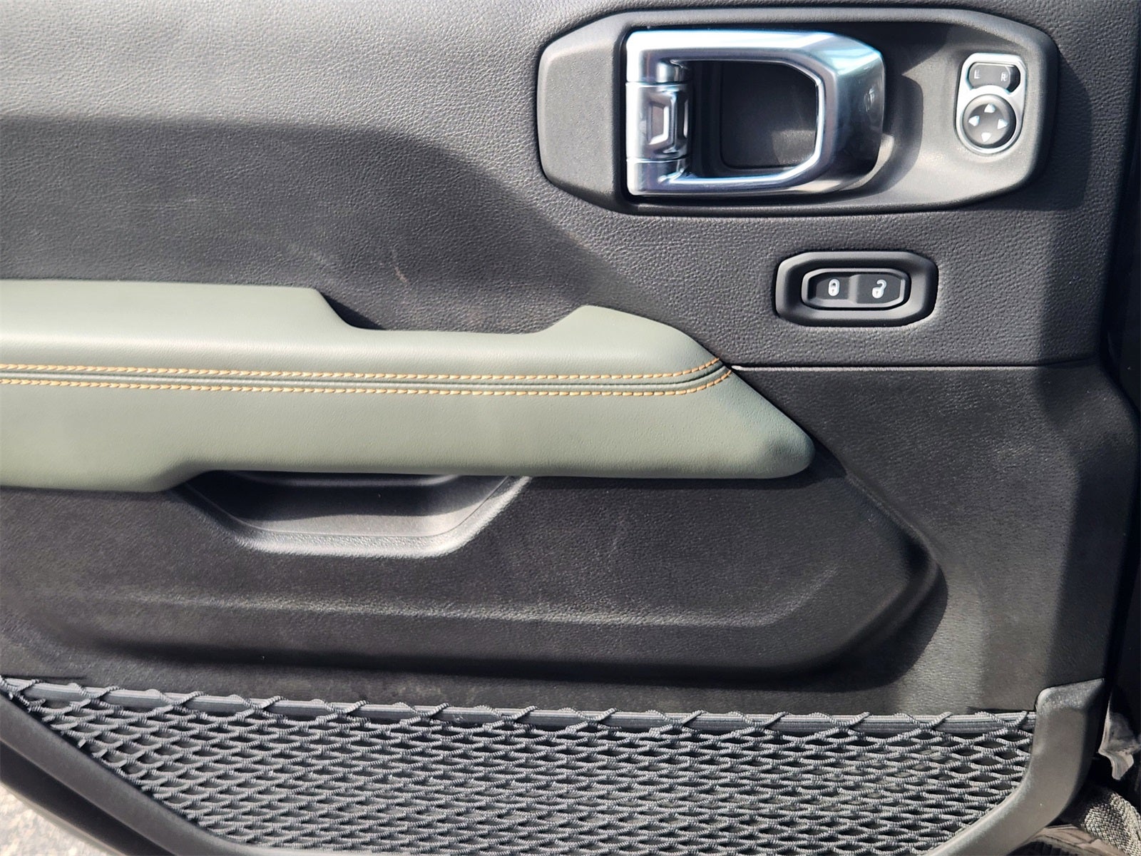 2025 Jeep Gladiator GLADIATOR MOJAVE 4X4