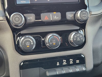 2026 RAM Ram 1500 RAM 1500 EXPRESS QUAD CAB 4X2 6'4' BOX