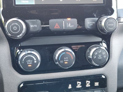 2026 RAM Ram 1500 RAM 1500 EXPRESS QUAD CAB 4X2 6'4' BOX