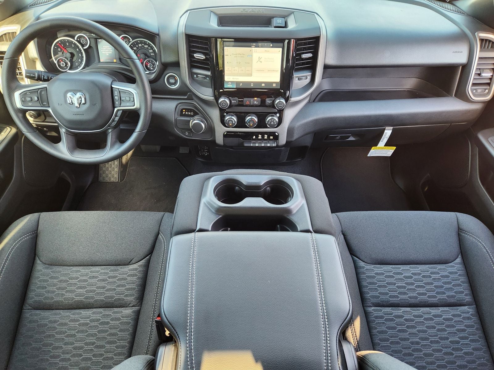 2026 RAM Ram 1500 RAM 1500 EXPRESS QUAD CAB 4X2 6'4' BOX