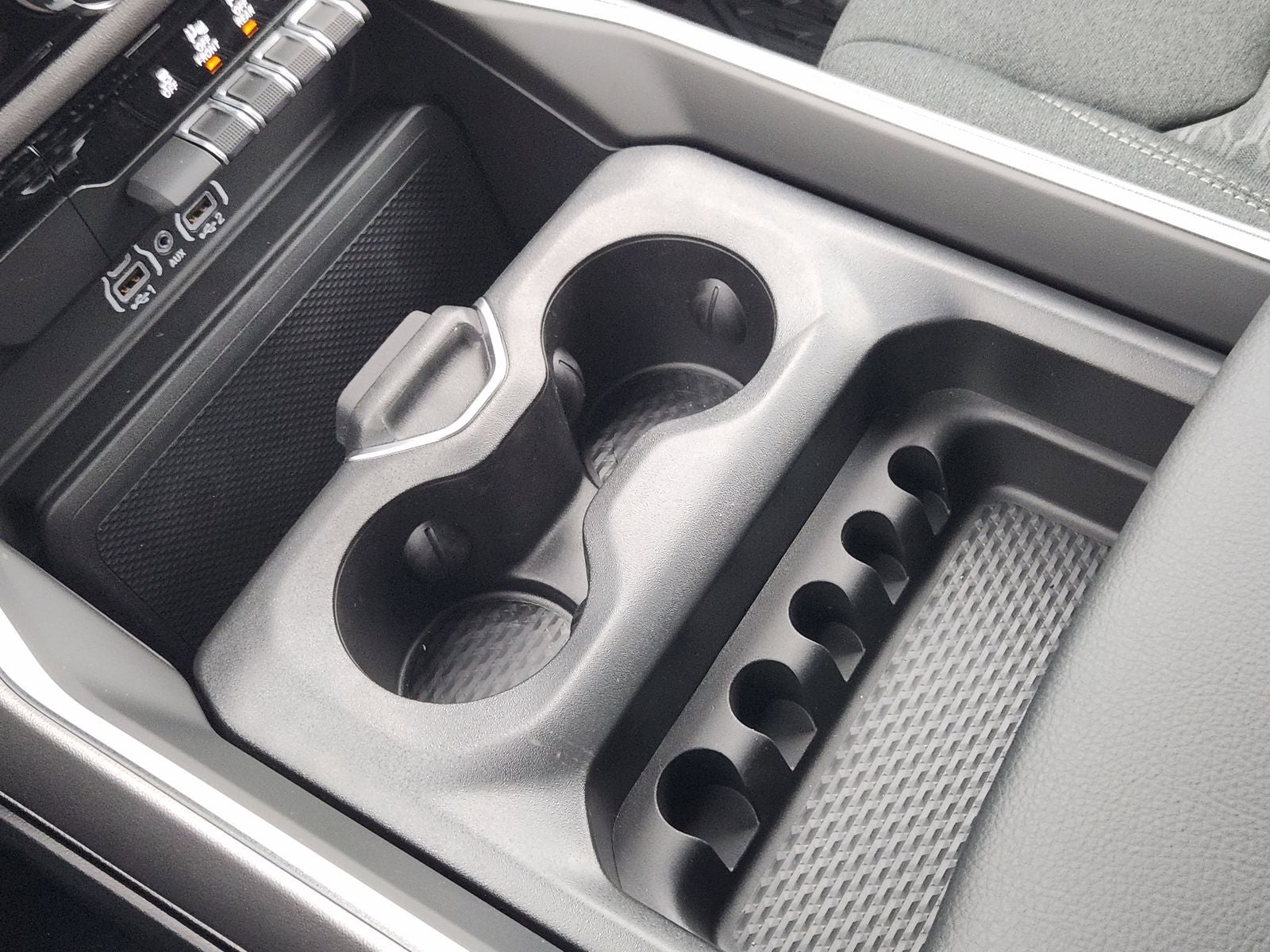 2026 RAM Ram 1500 RAM 1500 LONE STAR CREW CAB 4X2 5'7' BOX