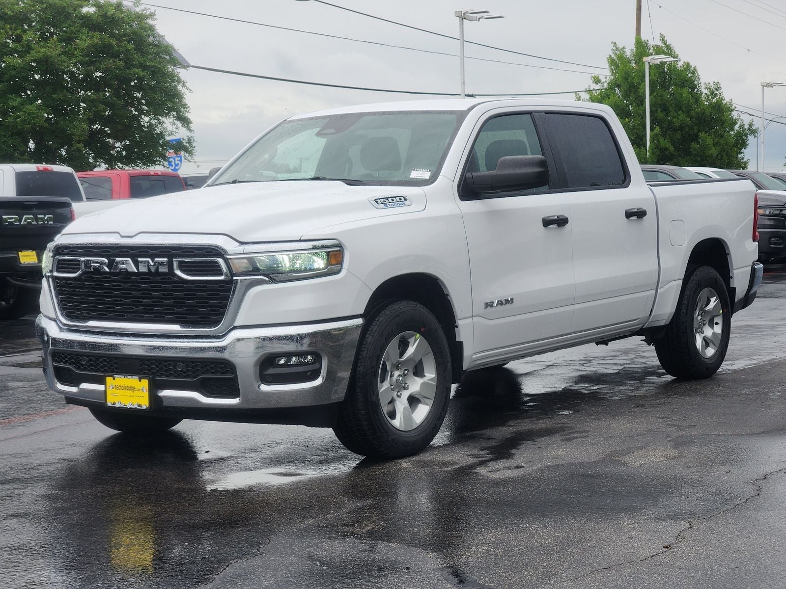 2026 RAM Ram 1500 RAM 1500 LONE STAR CREW CAB 4X2 5'7' BOX
