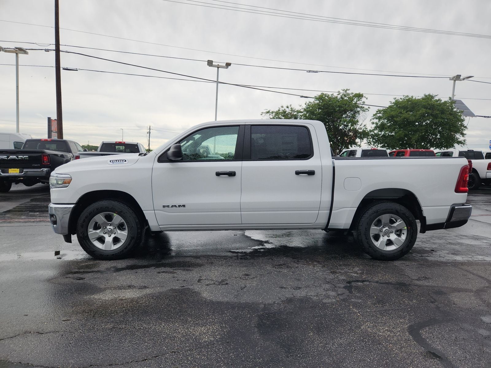 2026 RAM Ram 1500 RAM 1500 LONE STAR CREW CAB 4X2 5'7' BOX