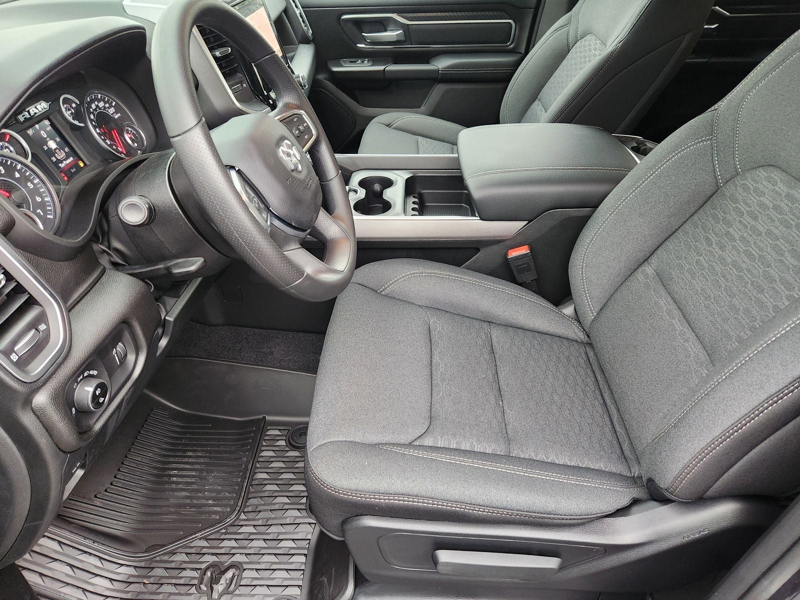 2026 RAM Ram 1500 RAM 1500 LONE STAR CREW CAB 4X2 5'7' BOX