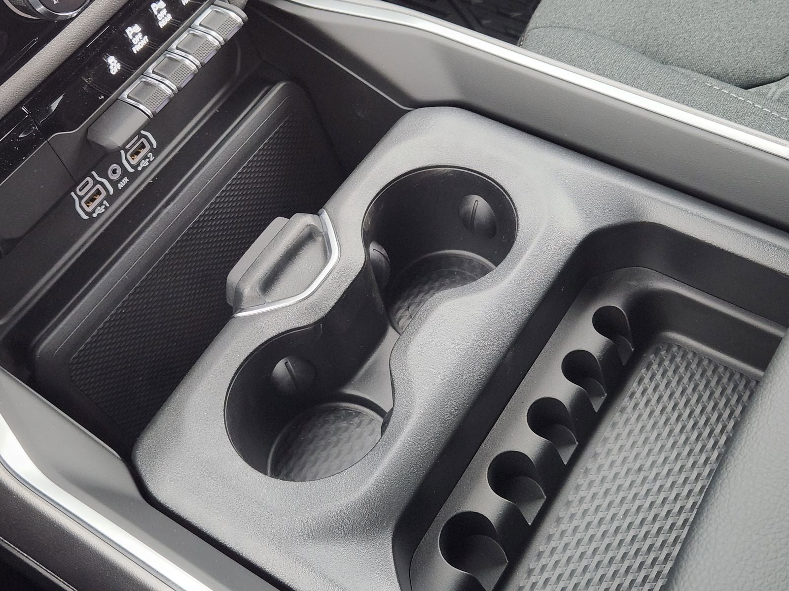 2026 RAM Ram 1500 RAM 1500 LONE STAR CREW CAB 4X2 5'7' BOX