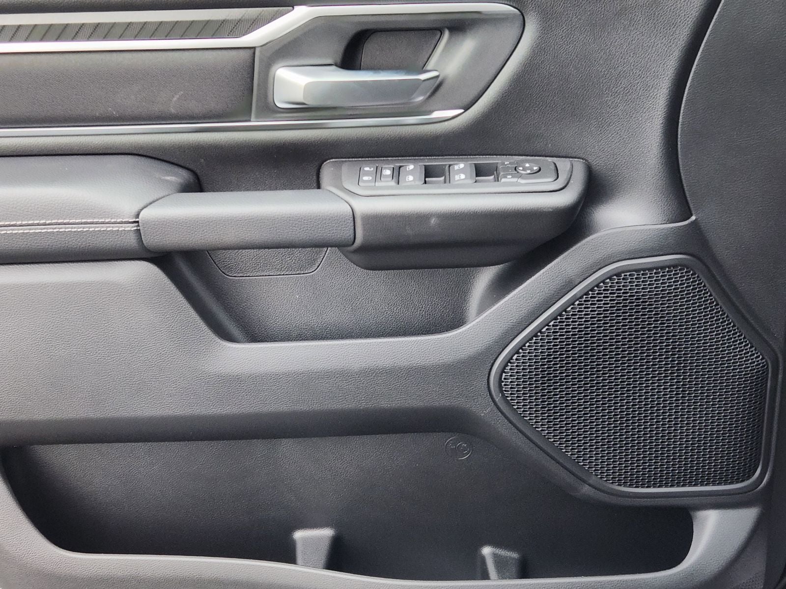 2026 RAM Ram 1500 RAM 1500 LONE STAR CREW CAB 4X2 5'7' BOX