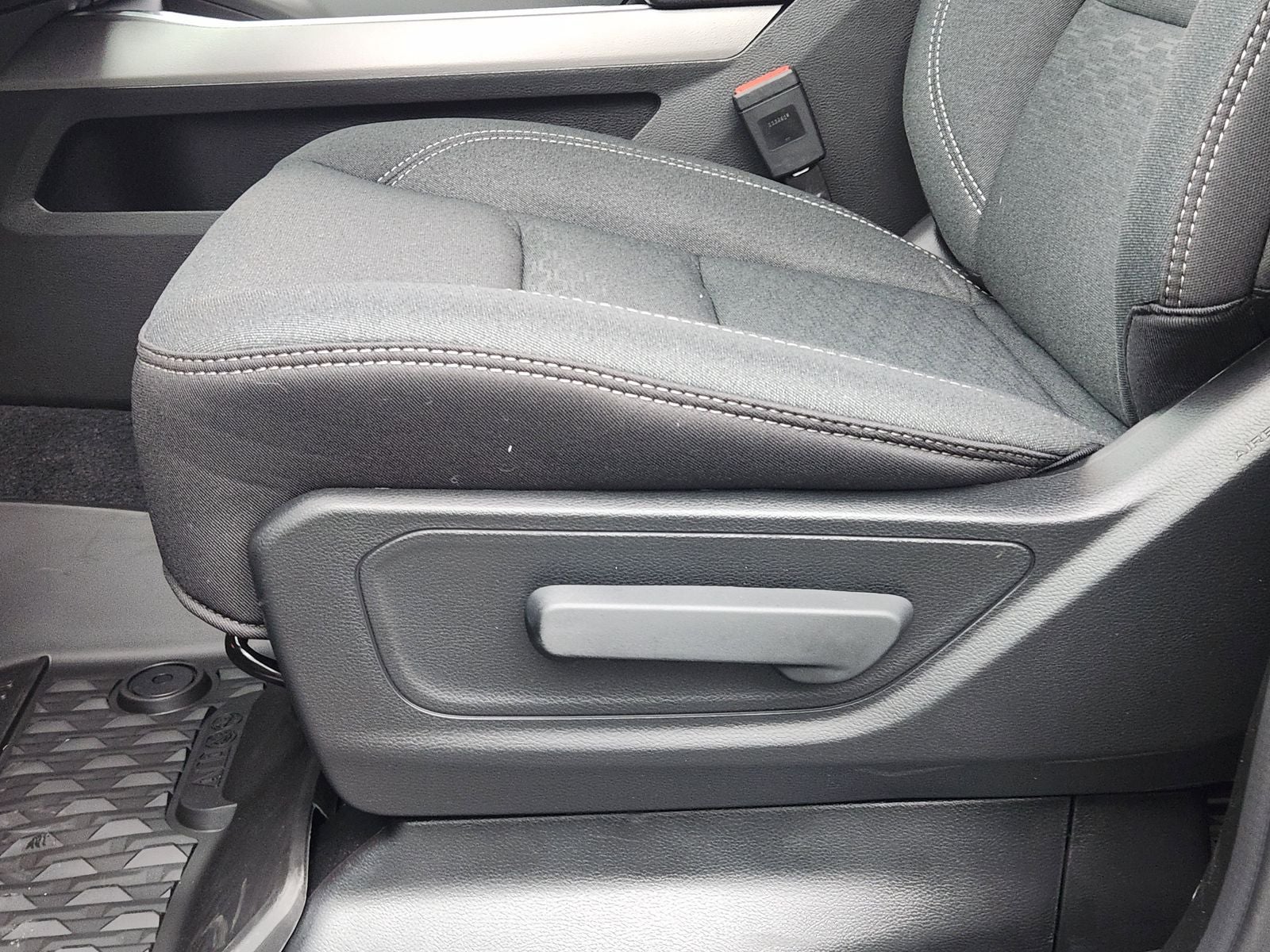 2026 RAM Ram 1500 RAM 1500 LONE STAR CREW CAB 4X2 5'7' BOX