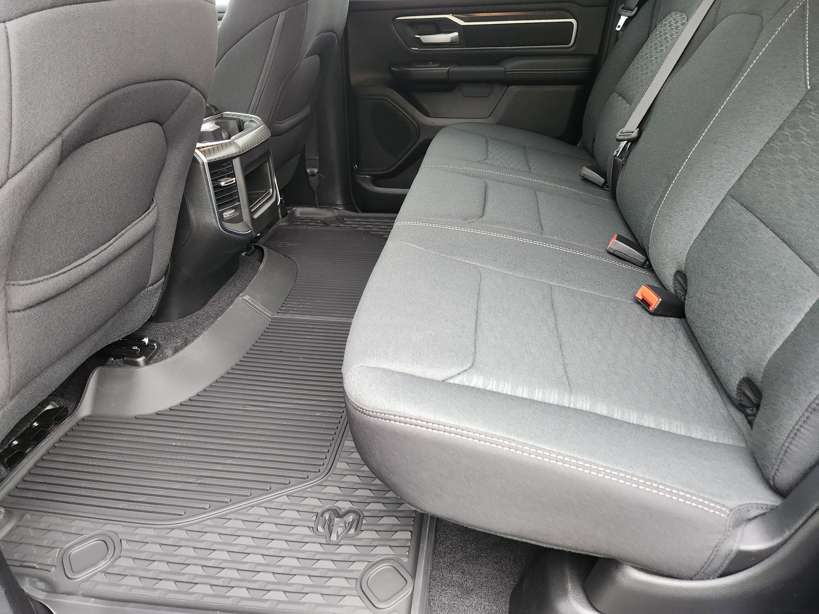 2026 RAM Ram 1500 RAM 1500 LONE STAR CREW CAB 4X2 5'7' BOX