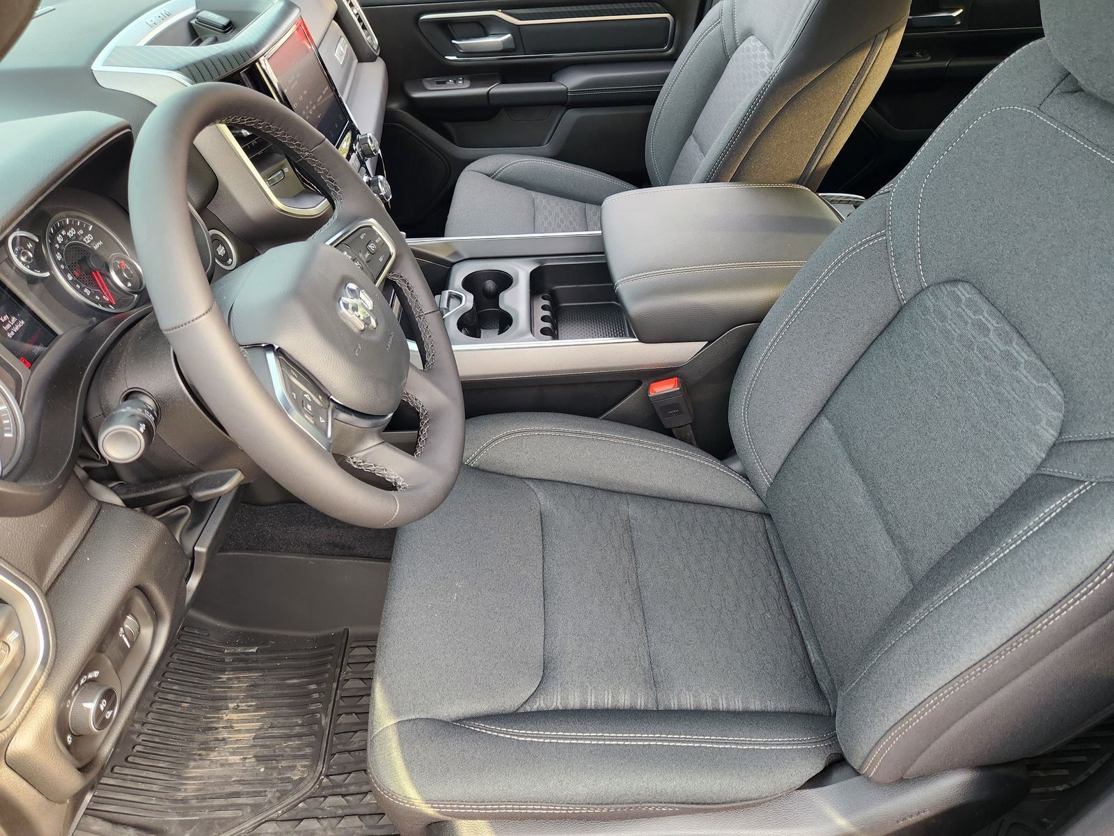 2026 RAM Ram 1500 RAM 1500 LONE STAR CREW CAB 4X2 5'7' BOX