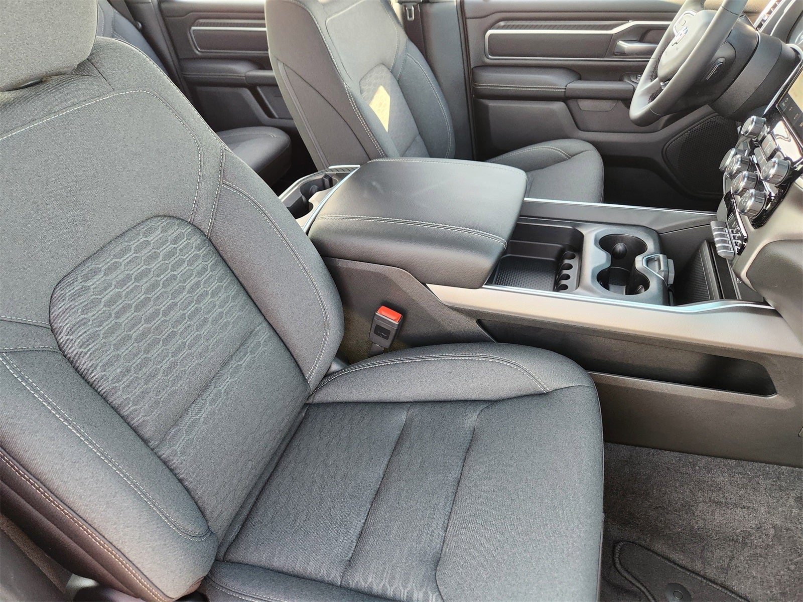 2026 RAM Ram 1500 RAM 1500 LONE STAR CREW CAB 4X2 5'7' BOX