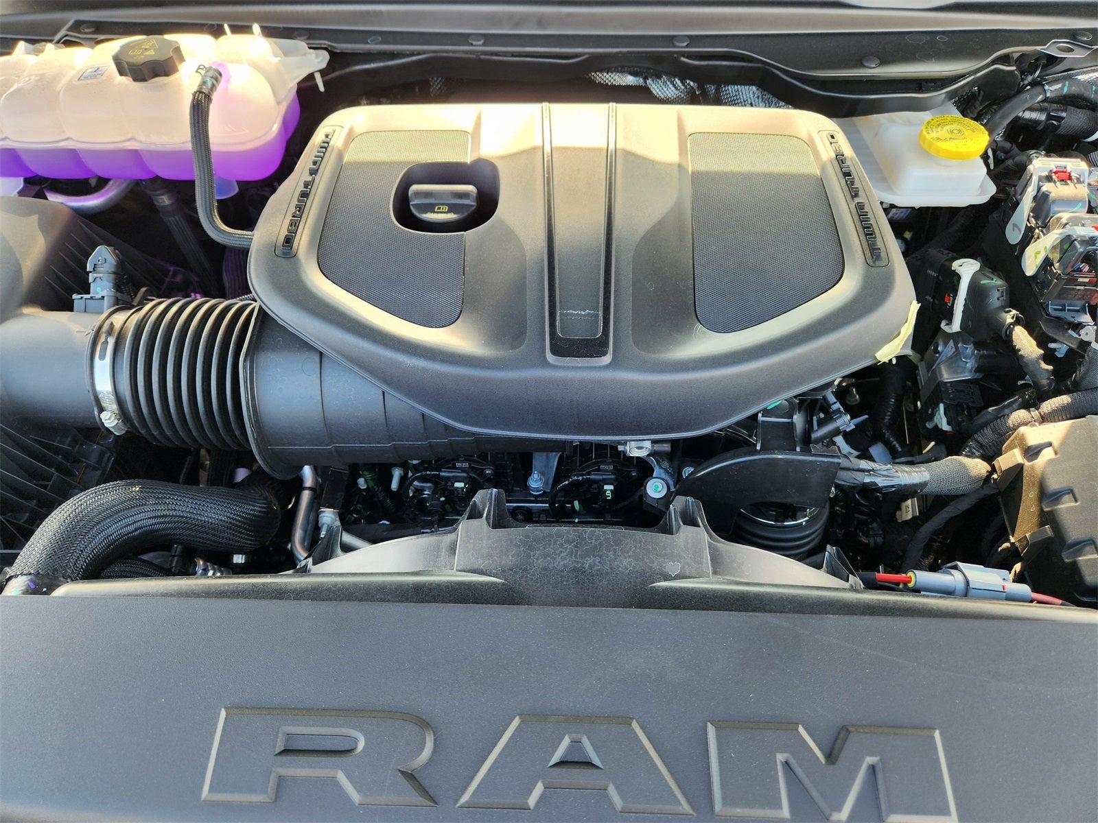 2026 RAM Ram 1500 RAM 1500 LONE STAR CREW CAB 4X2 5'7' BOX