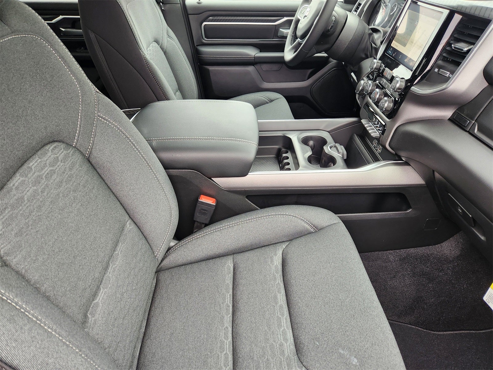 2026 RAM Ram 1500 RAM 1500 LONE STAR CREW CAB 4X2 5'7' BOX