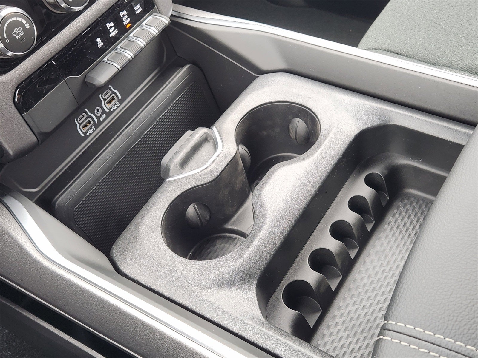 2026 RAM Ram 1500 RAM 1500 LONE STAR CREW CAB 4X2 5'7' BOX