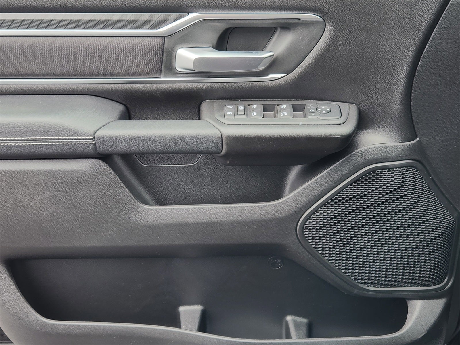 2026 RAM Ram 1500 RAM 1500 LONE STAR CREW CAB 4X2 5'7' BOX