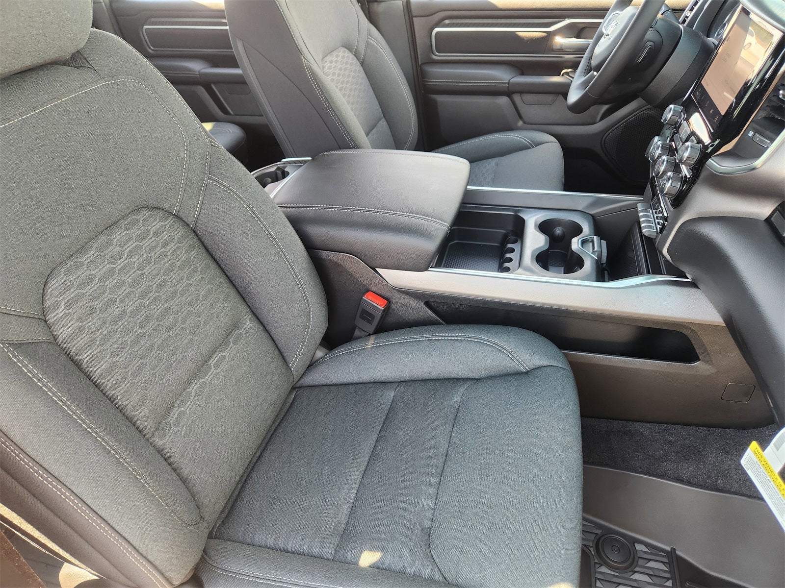 2026 RAM Ram 1500 RAM 1500 LONE STAR CREW CAB 4X2 5'7' BOX