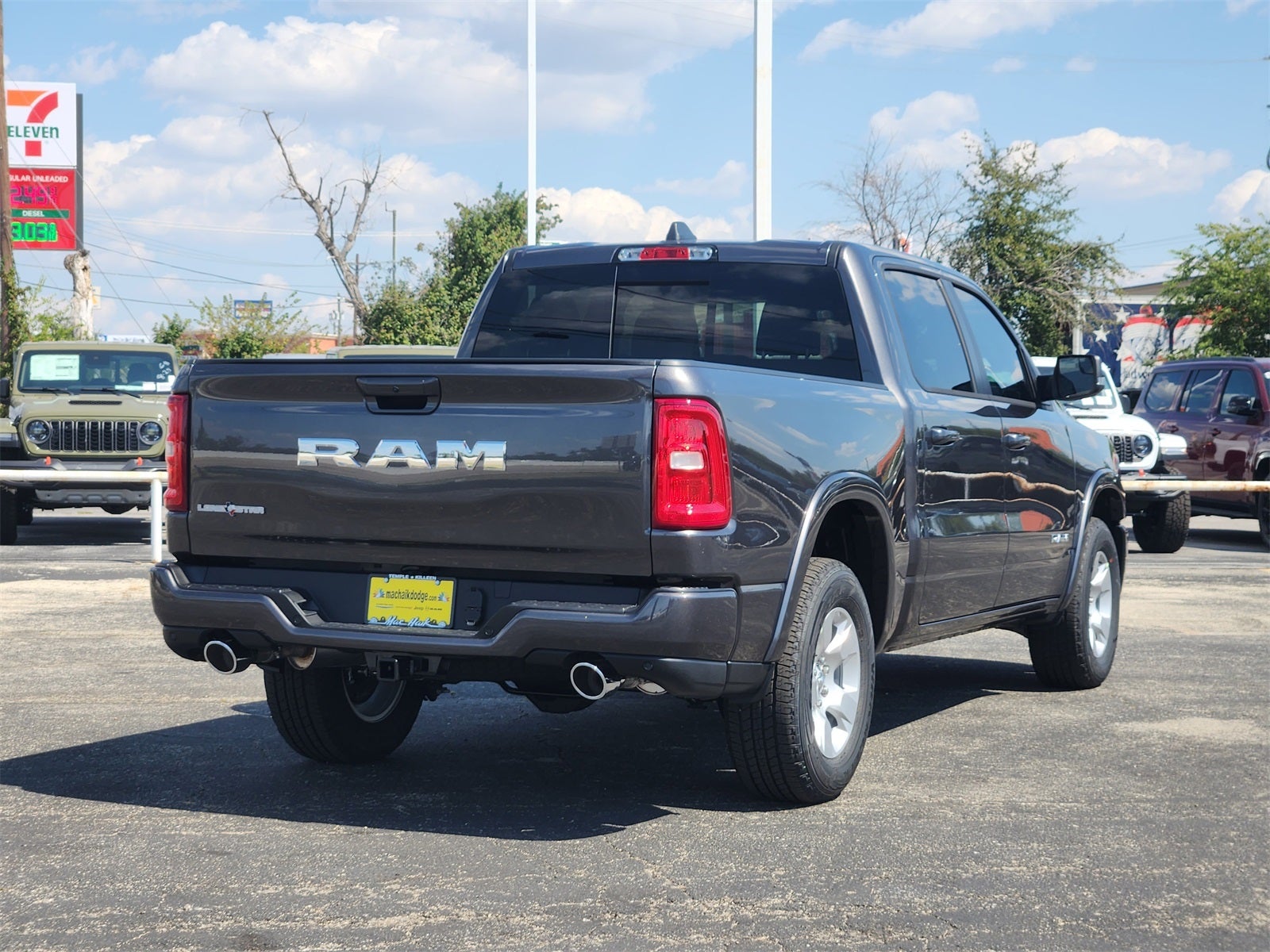 2026 RAM Ram 1500 RAM 1500 LONE STAR CREW CAB 4X2 5'7' BOX
