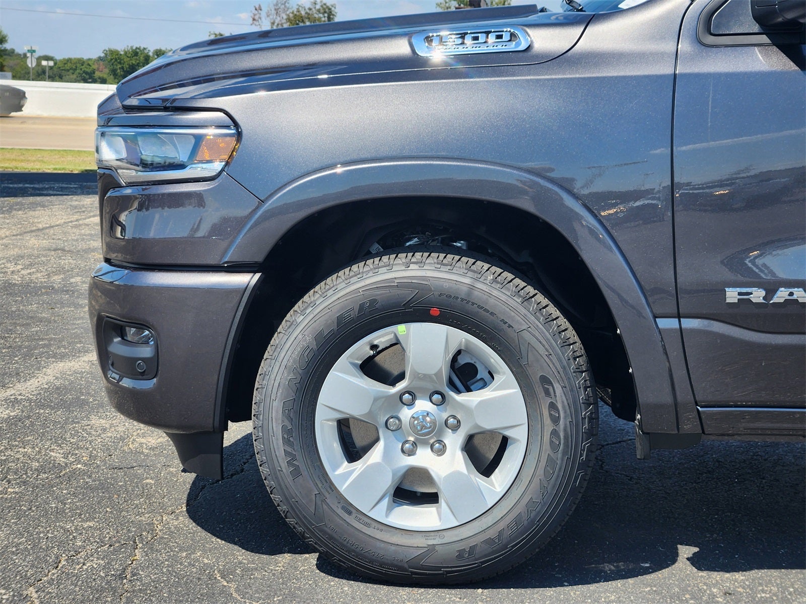 2026 RAM Ram 1500 RAM 1500 LONE STAR CREW CAB 4X2 5'7' BOX