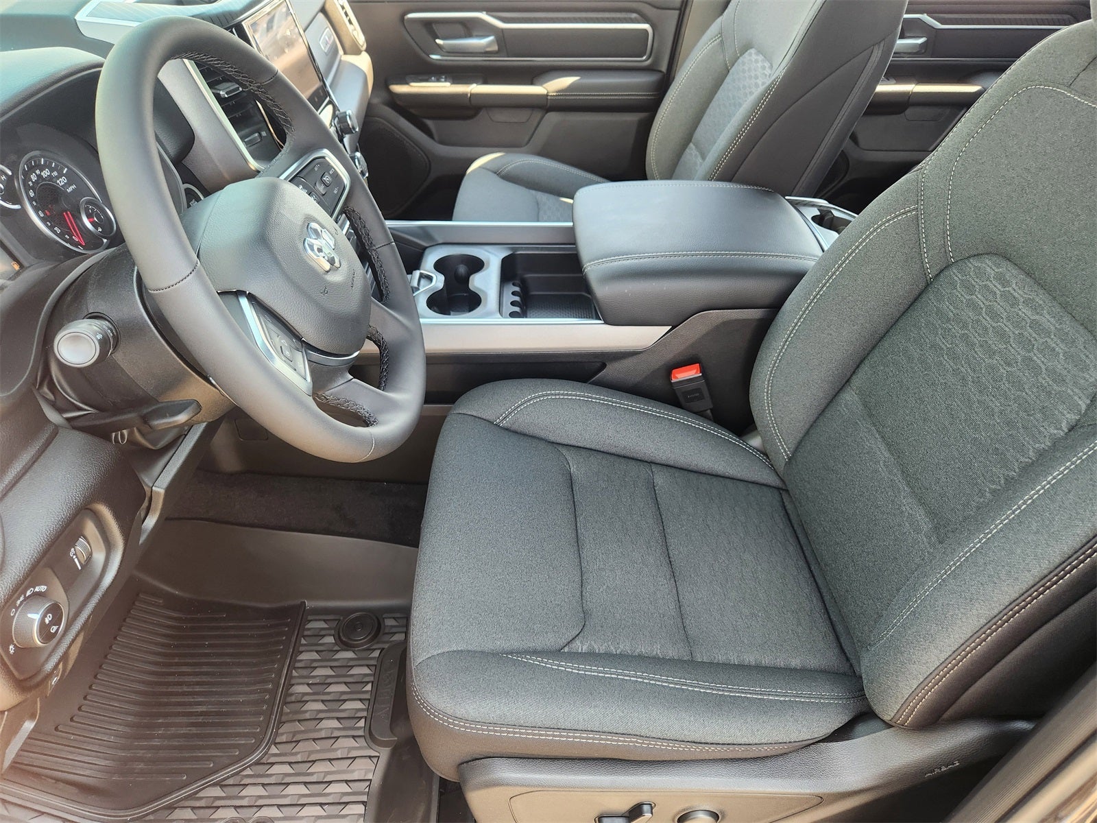 2026 RAM Ram 1500 RAM 1500 LONE STAR CREW CAB 4X2 5'7' BOX