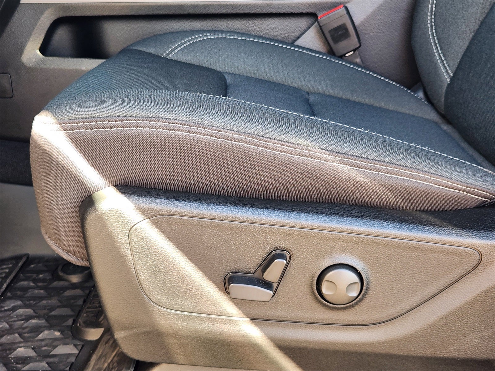 2026 RAM Ram 1500 RAM 1500 LONE STAR CREW CAB 4X2 5'7' BOX