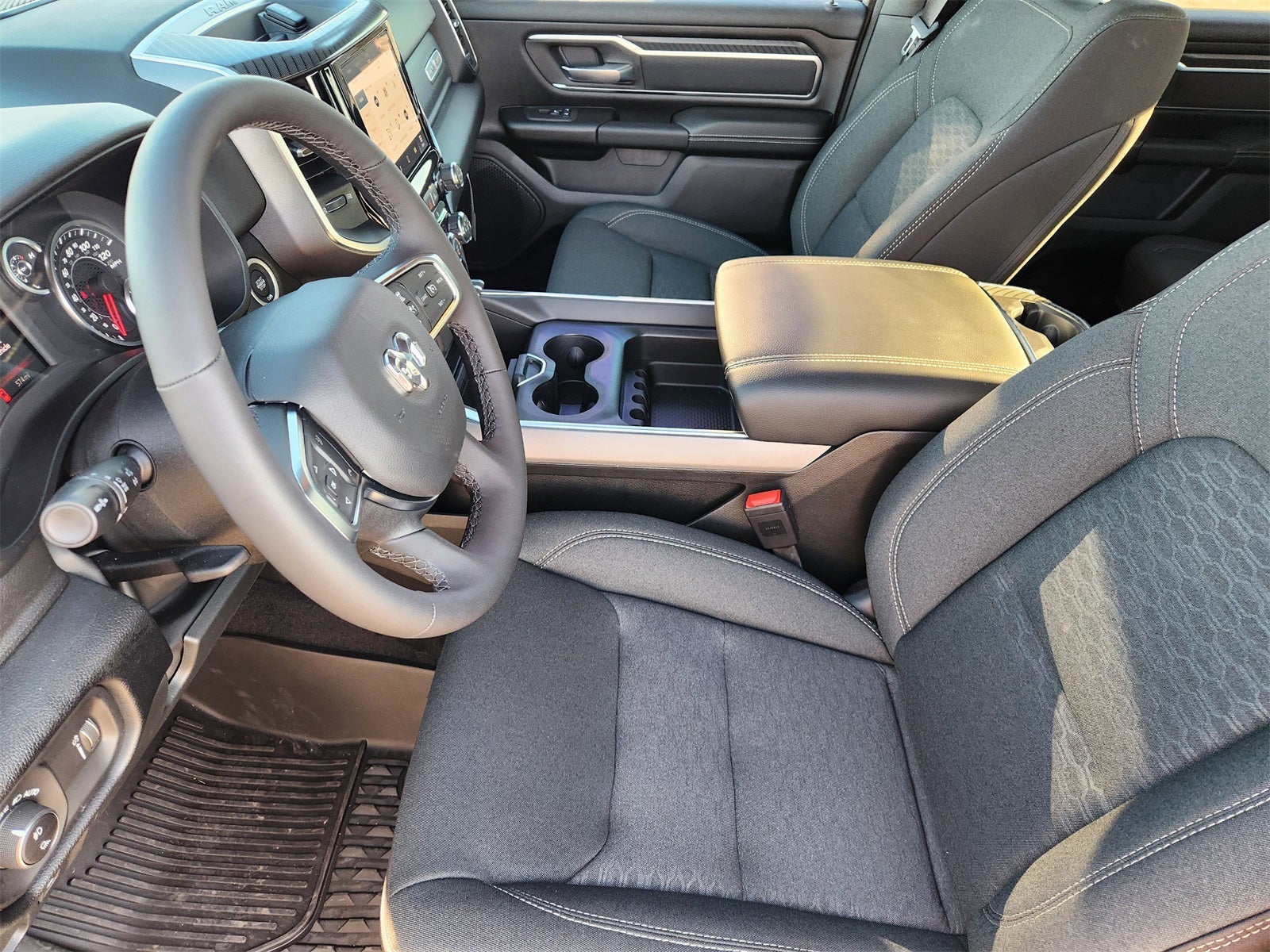 2026 RAM Ram 1500 RAM 1500 LONE STAR CREW CAB 4X2 5'7' BOX