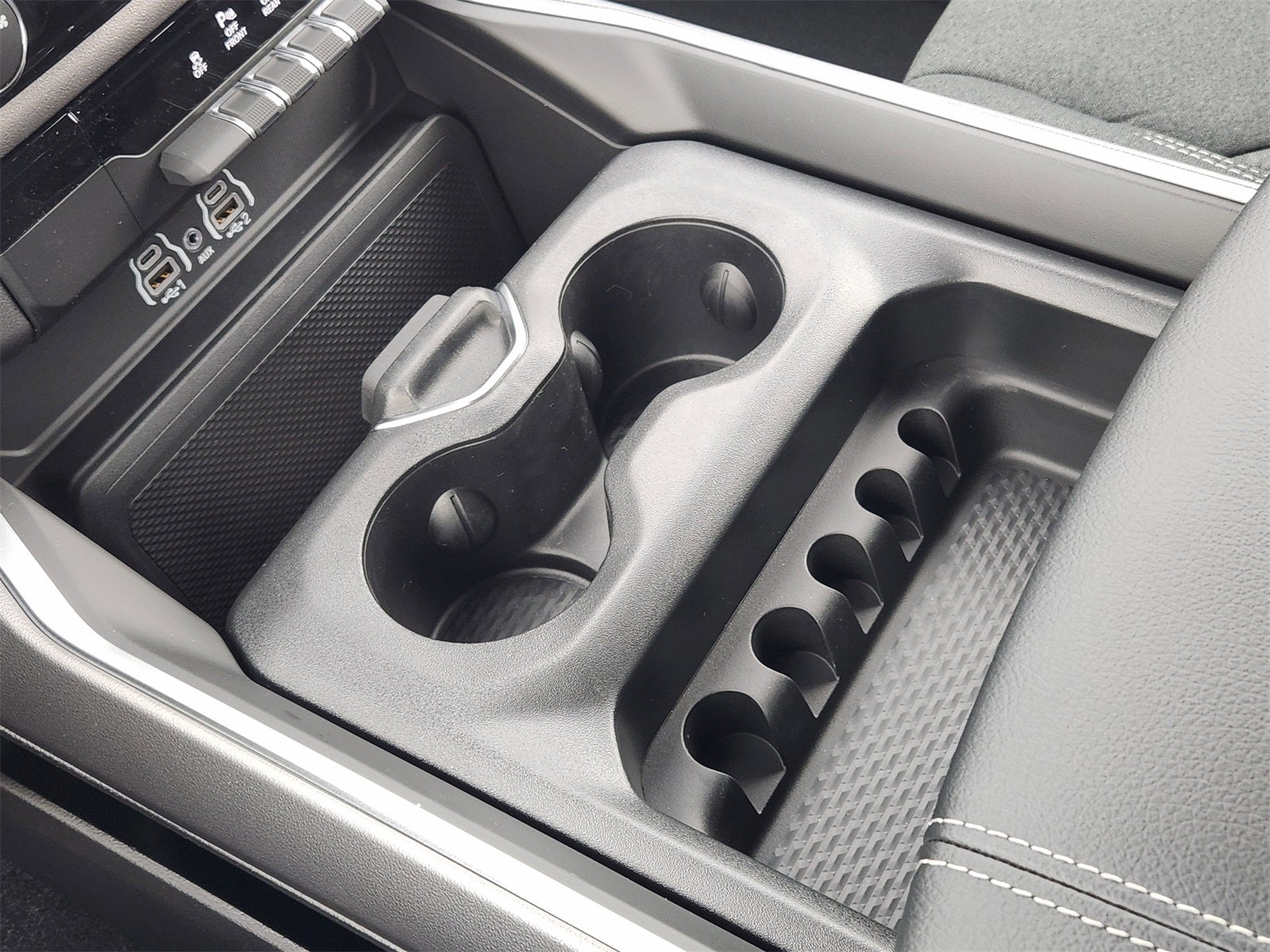 2026 RAM Ram 1500 RAM 1500 LONE STAR CREW CAB 4X2 5'7' BOX