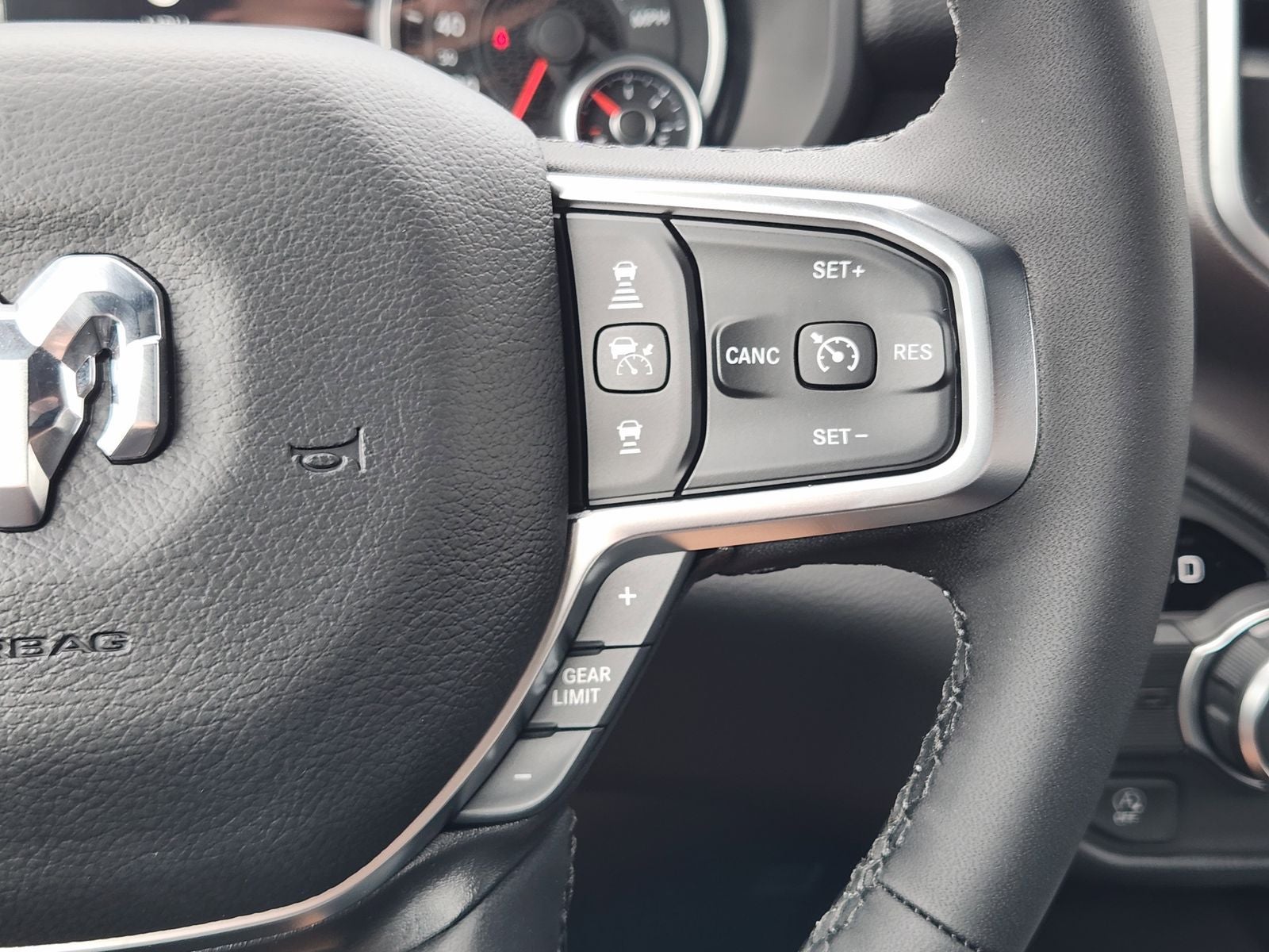 2026 RAM Ram 1500 RAM 1500 LONE STAR CREW CAB 4X2 5'7' BOX