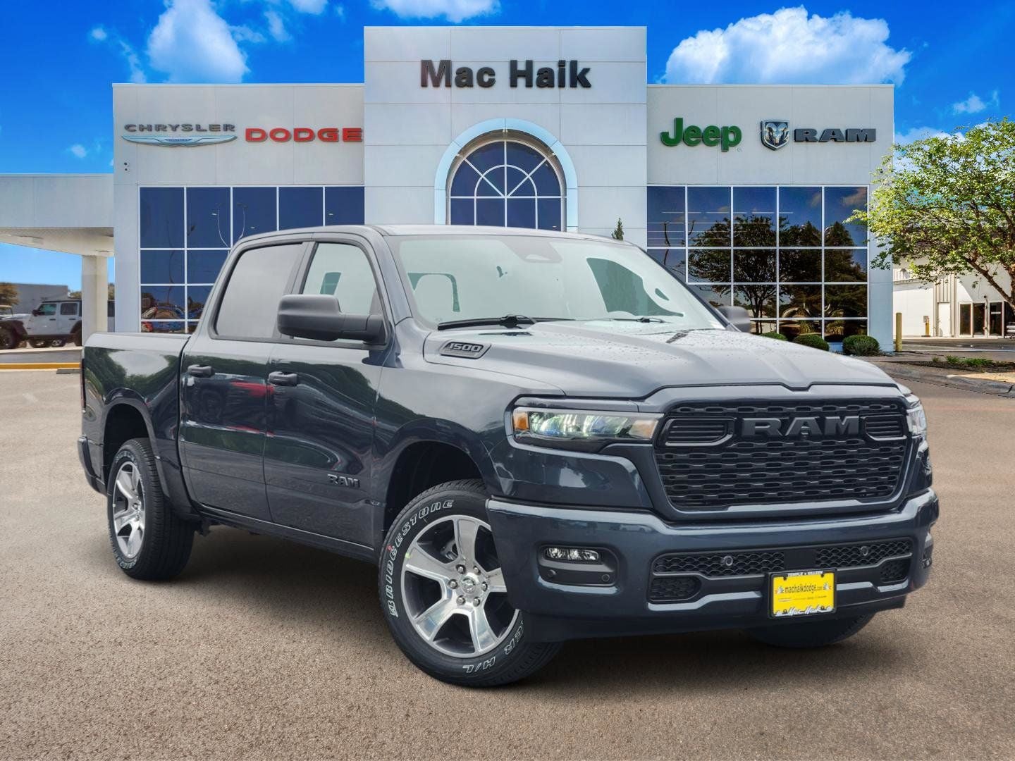 2026 RAM Ram 1500 RAM 1500 EXPRESS CREW CAB 4X2 5'7' BOX