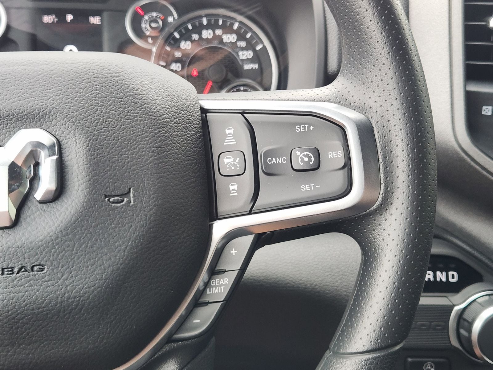2026 RAM Ram 1500 RAM 1500 EXPRESS CREW CAB 4X2 5'7' BOX