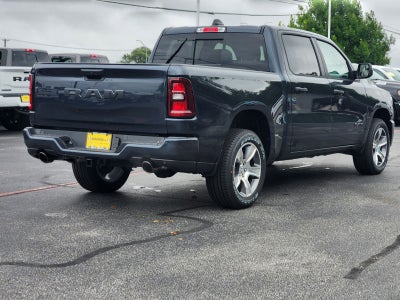 2026 RAM Ram 1500 RAM 1500 EXPRESS CREW CAB 4X2 5'7' BOX