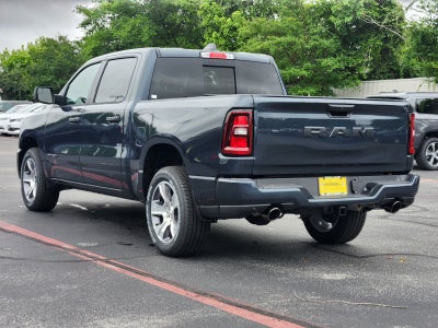 2026 RAM Ram 1500 RAM 1500 EXPRESS CREW CAB 4X2 5'7' BOX