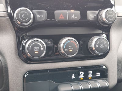 2026 RAM Ram 1500 RAM 1500 EXPRESS CREW CAB 4X2 5'7' BOX