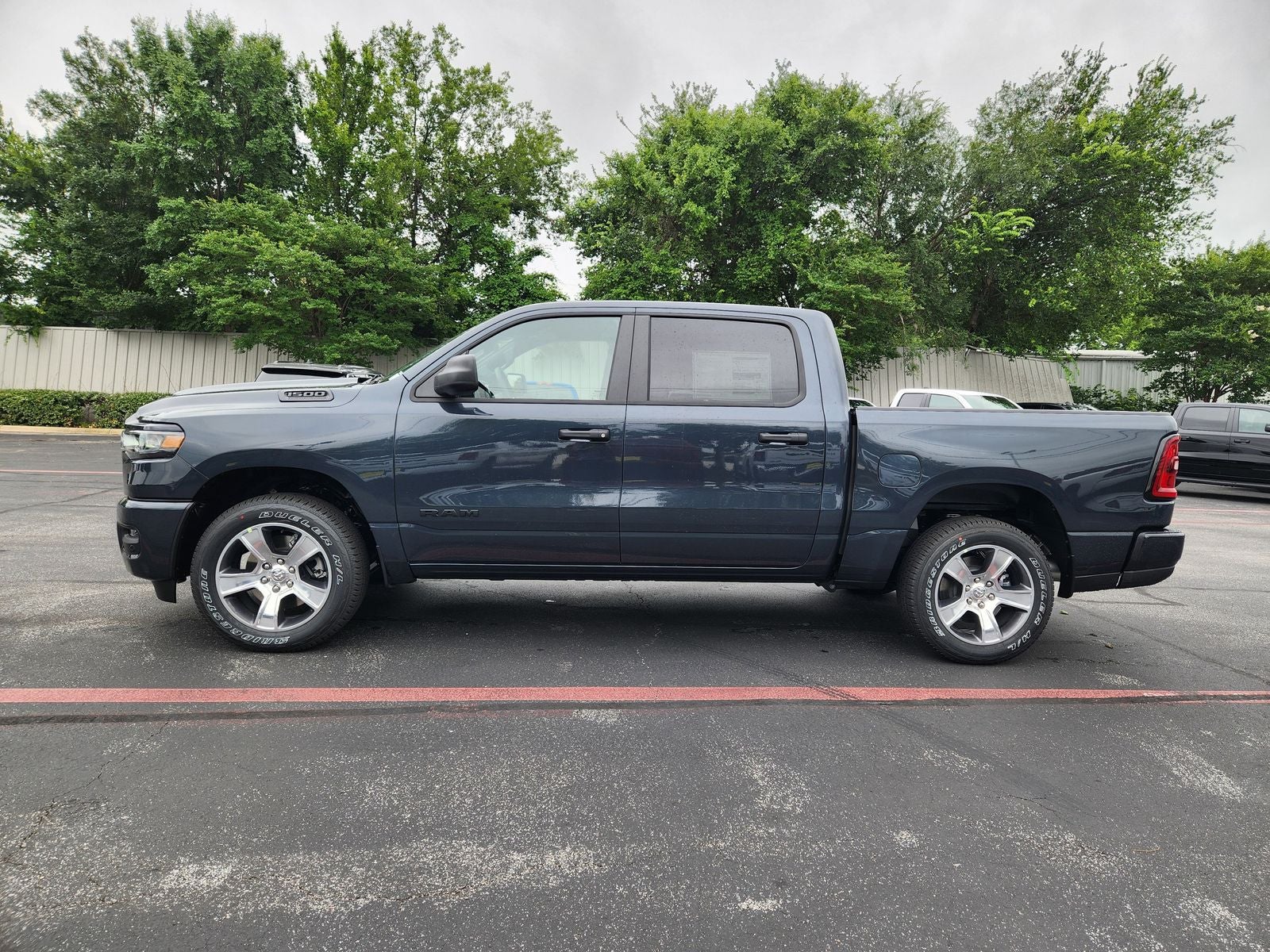 2026 RAM Ram 1500 RAM 1500 EXPRESS CREW CAB 4X2 5'7' BOX