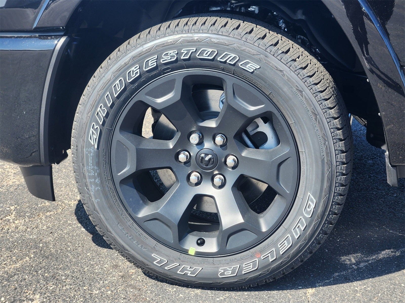 2026 RAM Ram 1500 RAM 1500 LONE STAR CREW CAB 4X4 5'7' BOX