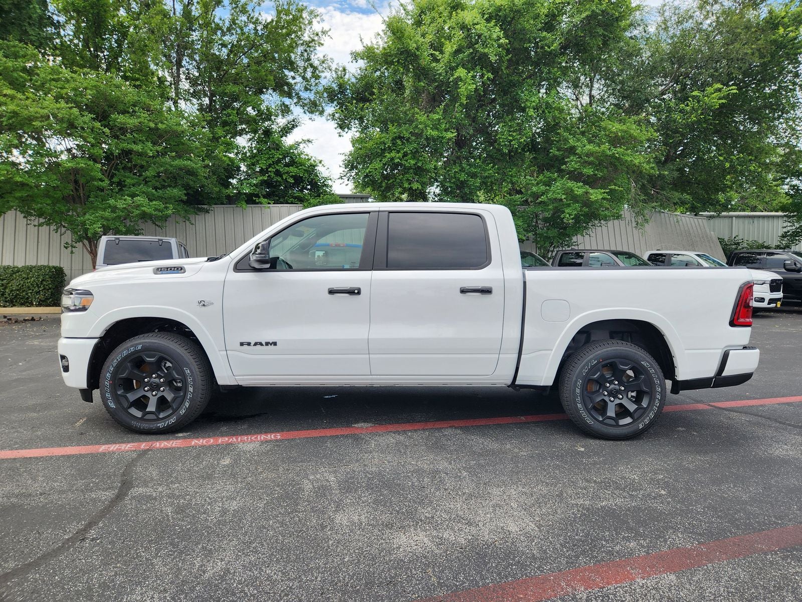 2026 RAM Ram 1500 RAM 1500 LONE STAR CREW CAB 4X4 5'7' BOX