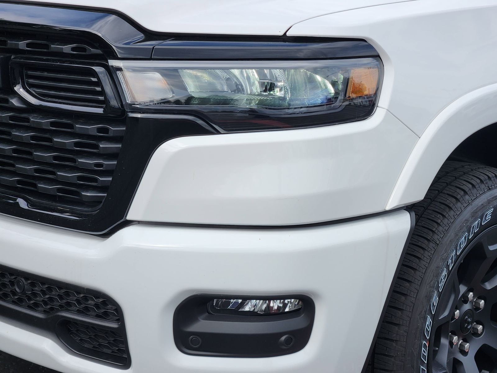 2026 RAM Ram 1500 RAM 1500 LONE STAR CREW CAB 4X4 5'7' BOX
