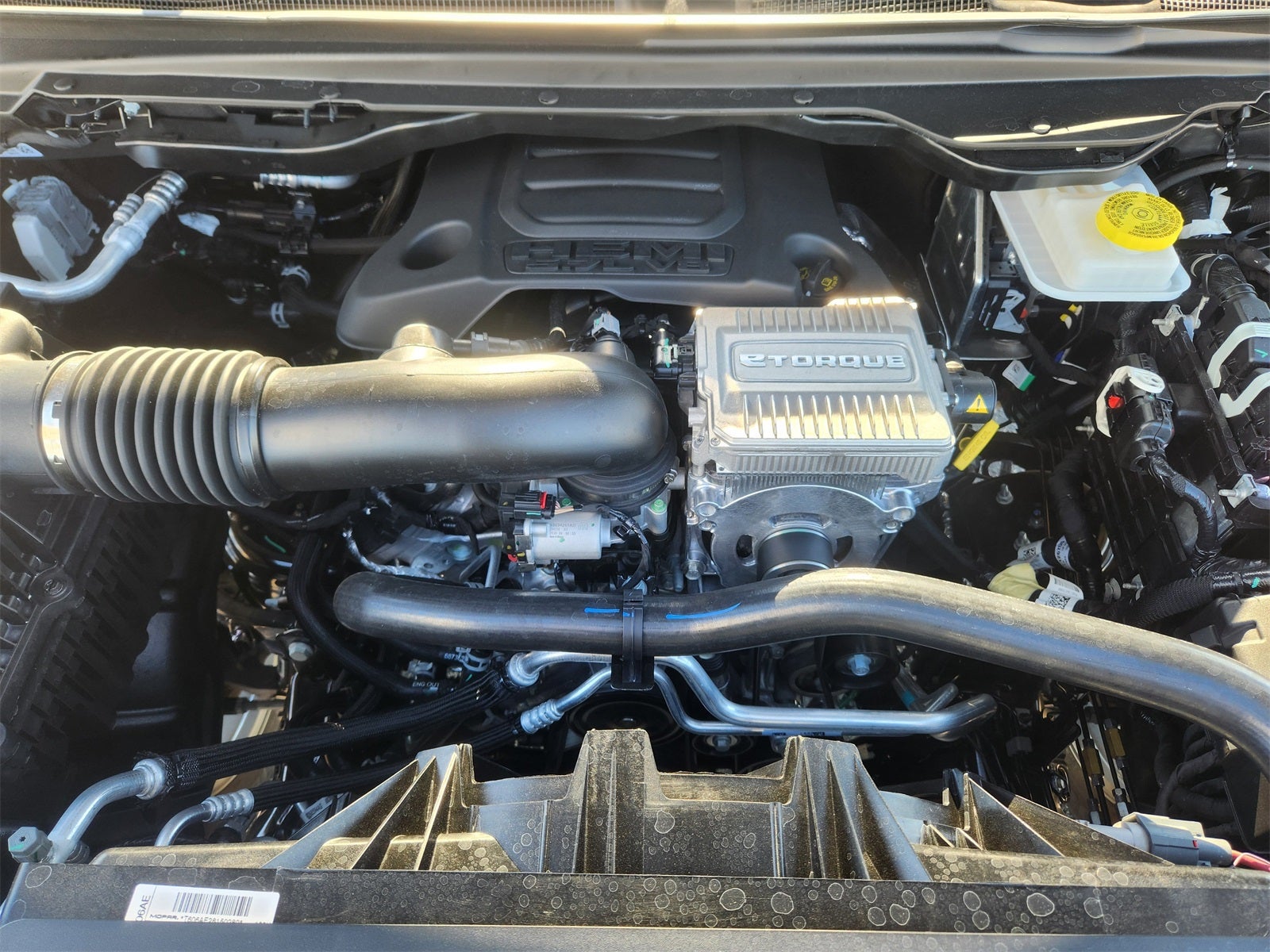 2026 RAM Ram 1500 RAM 1500 LONE STAR CREW CAB 4X4 5'7' BOX