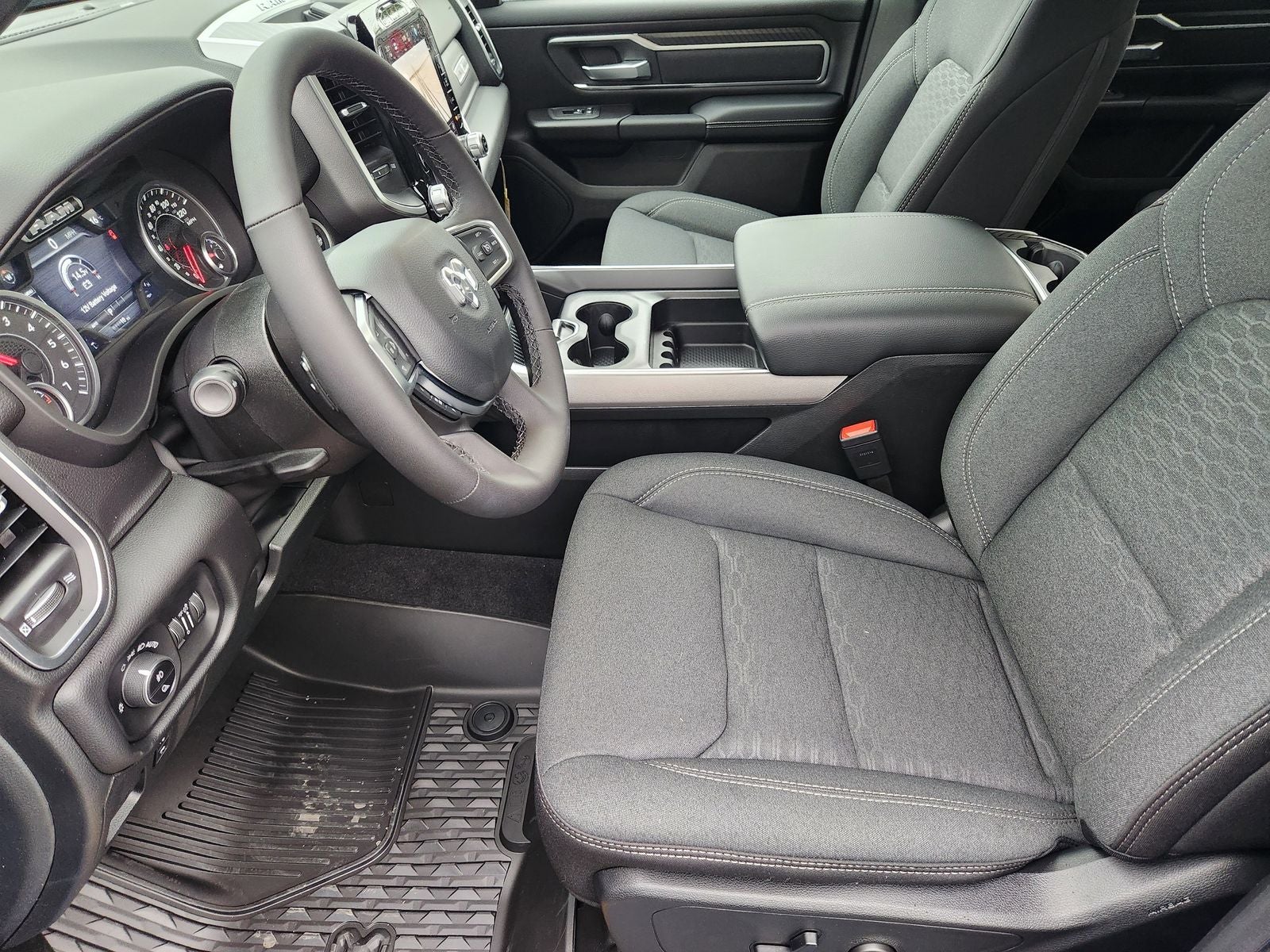 2026 RAM Ram 1500 RAM 1500 LONE STAR CREW CAB 4X4 5'7' BOX