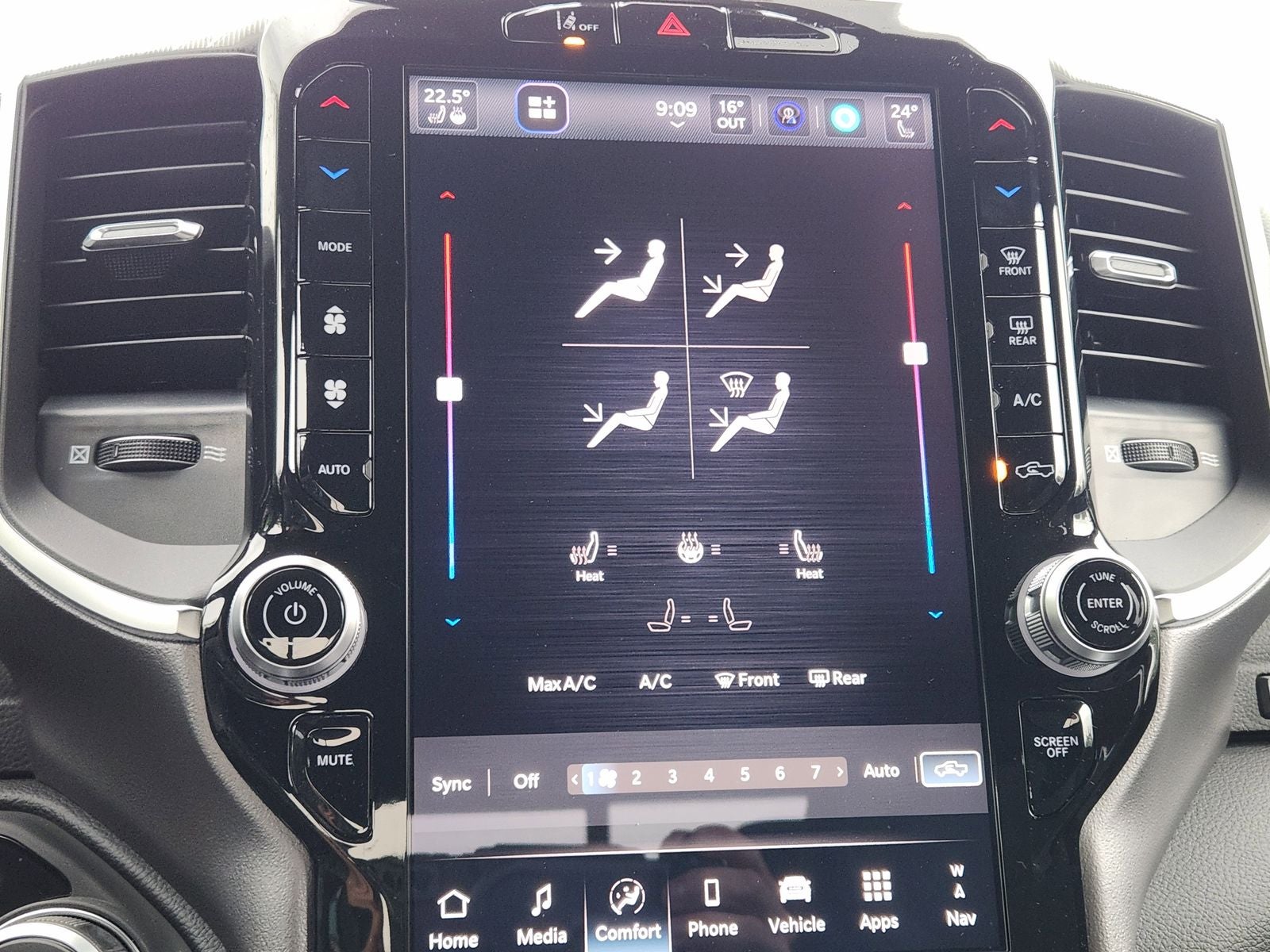 2026 RAM Ram 1500 RAM 1500 LONE STAR CREW CAB 4X4 5'7' BOX