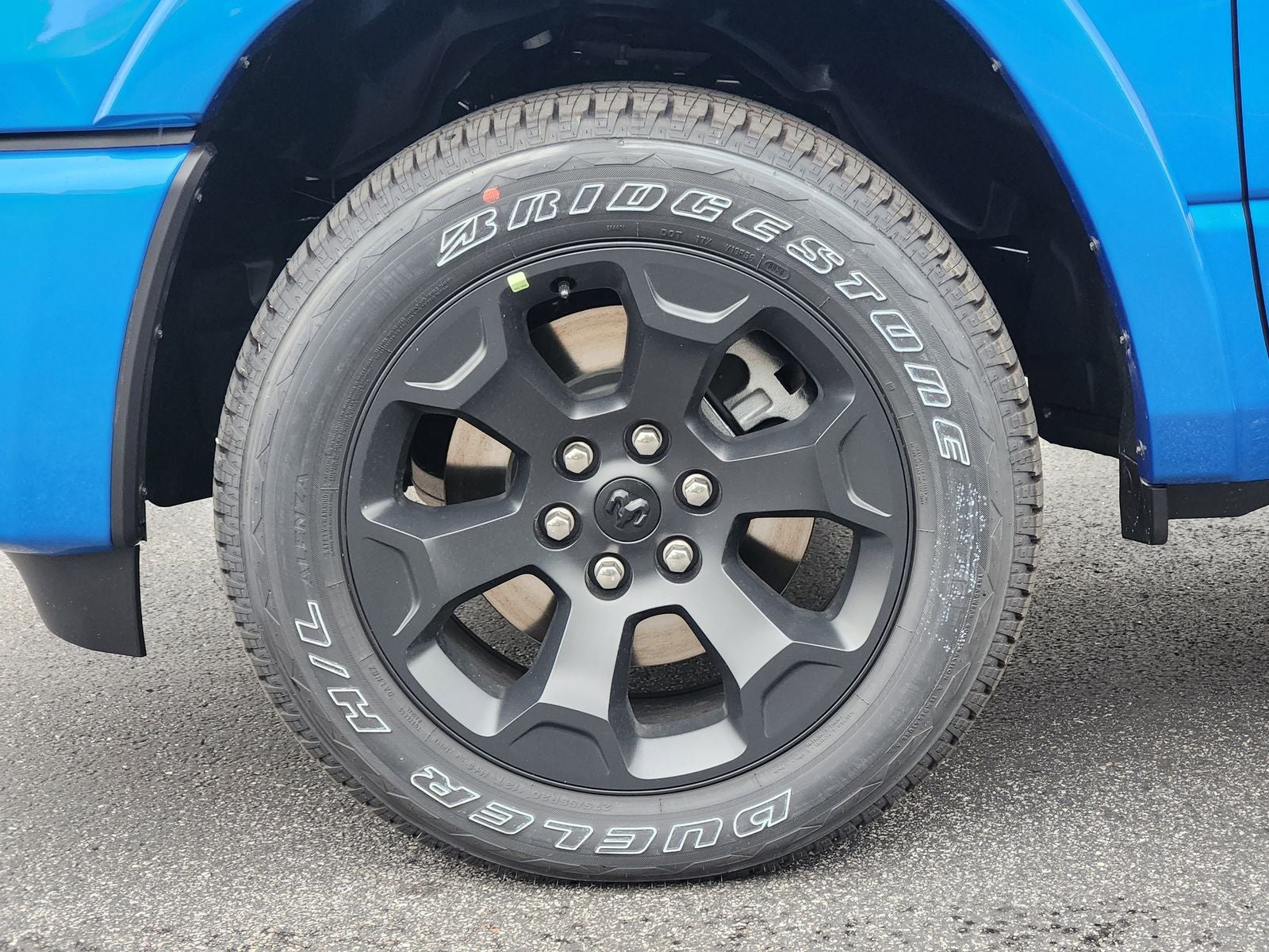 2026 RAM Ram 1500 RAM 1500 LONE STAR CREW CAB 4X4 5'7' BOX