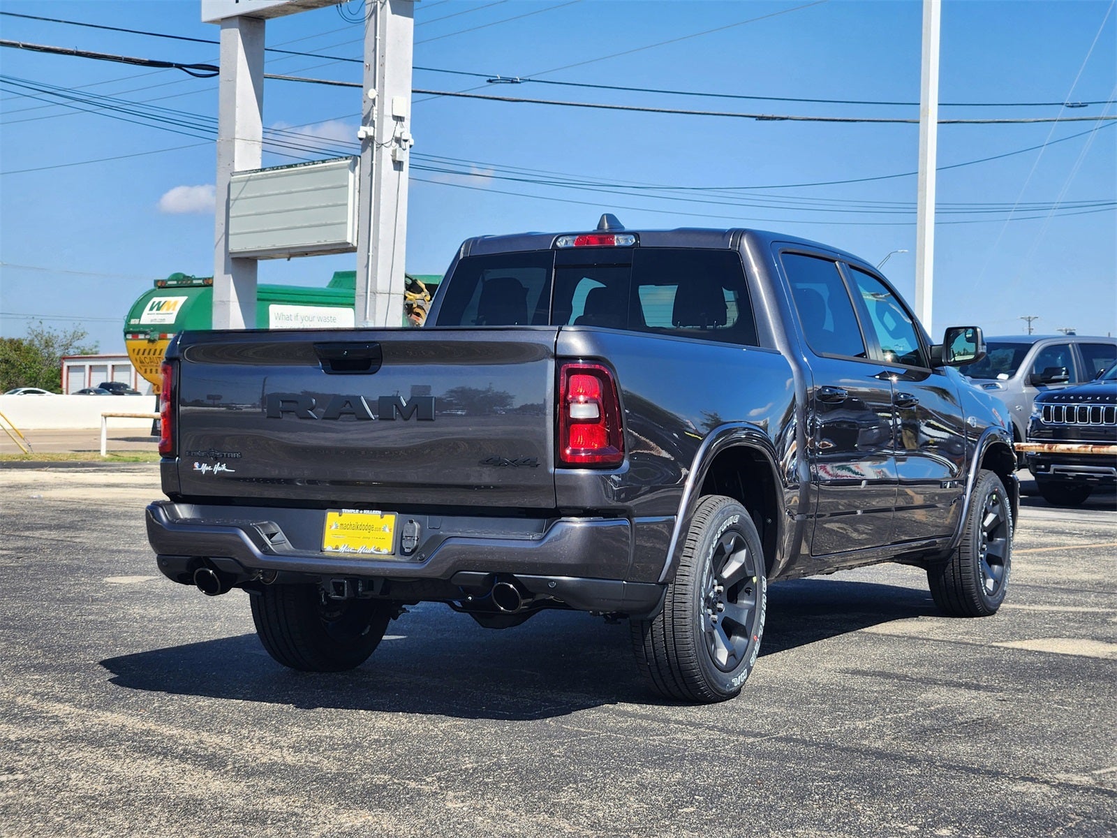 2026 RAM Ram 1500 RAM 1500 LONE STAR CREW CAB 4X4 5'7' BOX