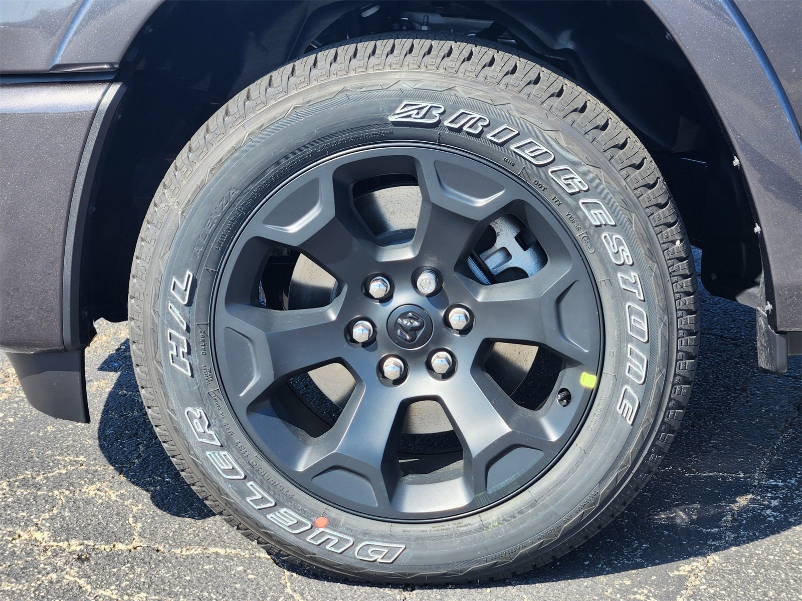 2026 RAM Ram 1500 RAM 1500 LONE STAR CREW CAB 4X4 5'7' BOX