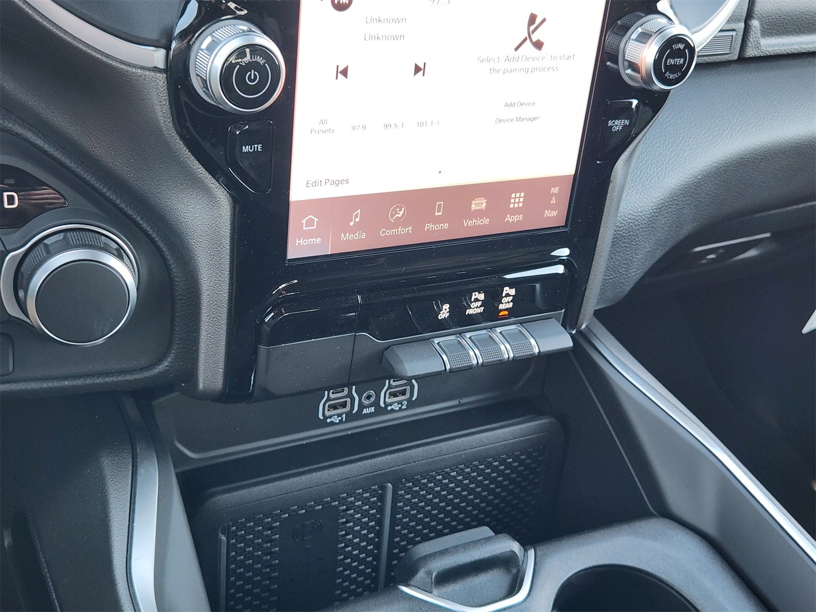 2026 RAM Ram 1500 RAM 1500 LONE STAR CREW CAB 4X4 5'7' BOX