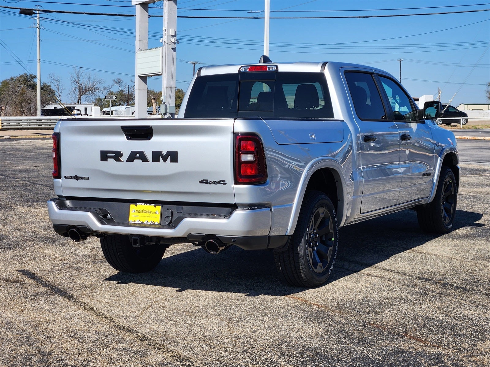 2026 RAM Ram 1500 RAM 1500 LONE STAR CREW CAB 4X4 5'7' BOX